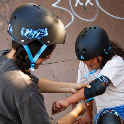 Certified Sweatsaver Skate Like A Girl black